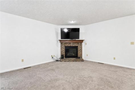 29116 Pembrooke Boulevard Olmsted Twp OH 44138