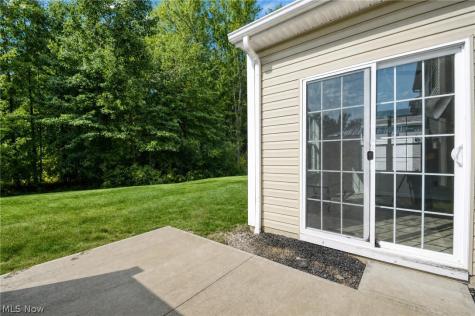 29116 Pembrooke Boulevard Olmsted Twp OH 44138