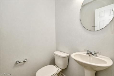 29116 Pembrooke Boulevard Olmsted Twp OH 44138