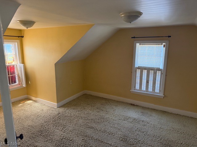 1525 Roanoke Avenue Uhrichsville OH 44683