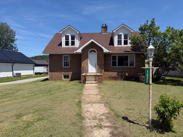 1525 Roanoke Avenue Uhrichsville OH 44683