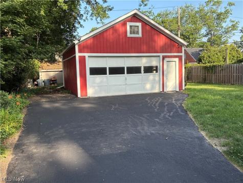 7382 Presley Avenue Mentor OH 44060