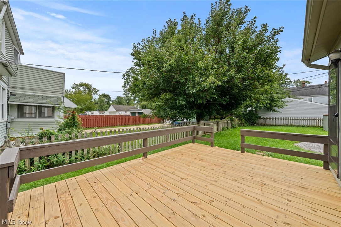 21790 Kennison Avenue Euclid OH 44123