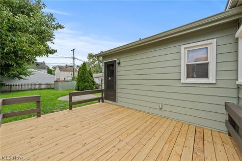 21790 Kennison Avenue Euclid OH 44123