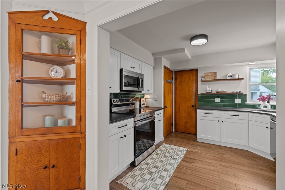 21790 Kennison Avenue Euclid OH 44123