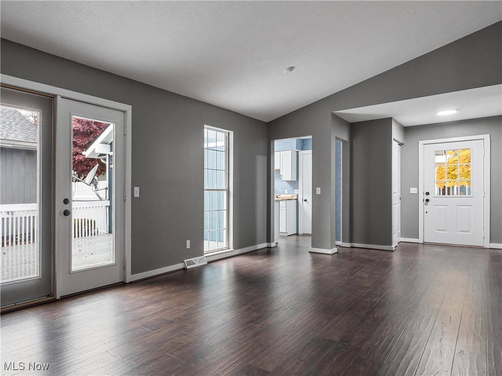 1068 Terrace Court Zanesville OH 43701