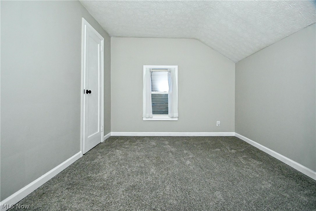 542 Montgomery Street Akron OH 44305