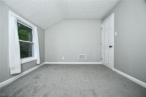 542 Montgomery Street Akron OH 44305