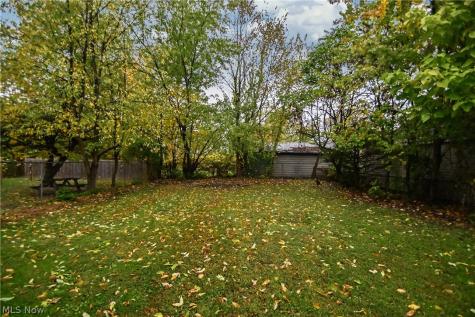 542 Montgomery Street Akron OH 44305
