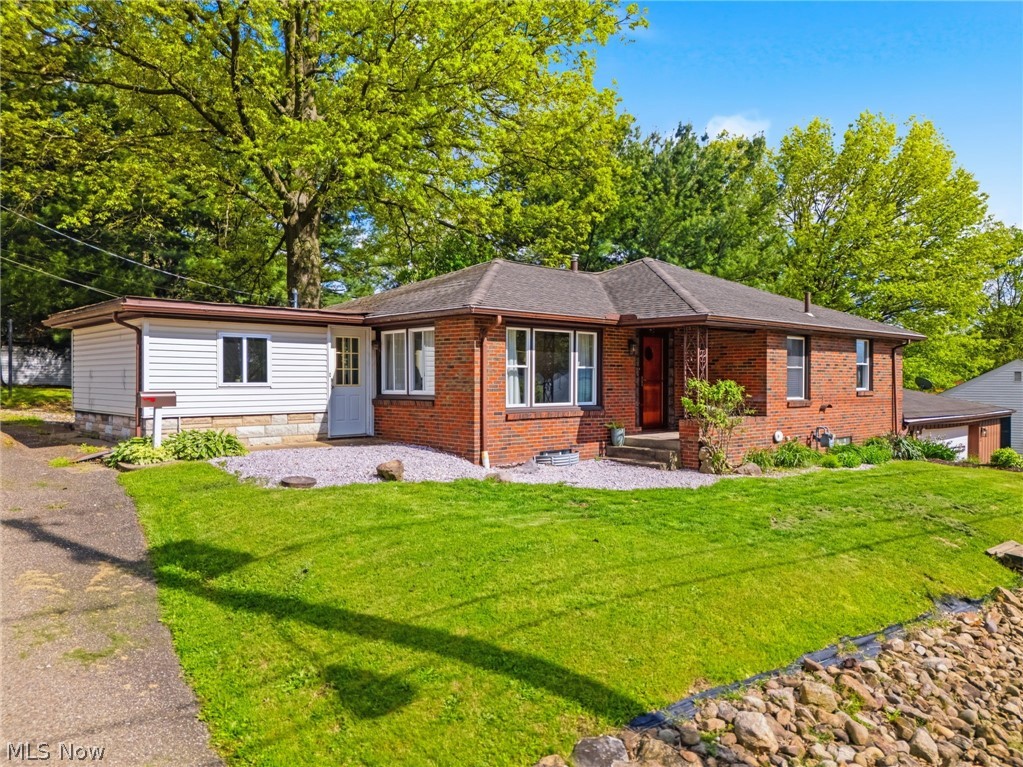 330 Tuscarawas Street NE Navarre OH 44662