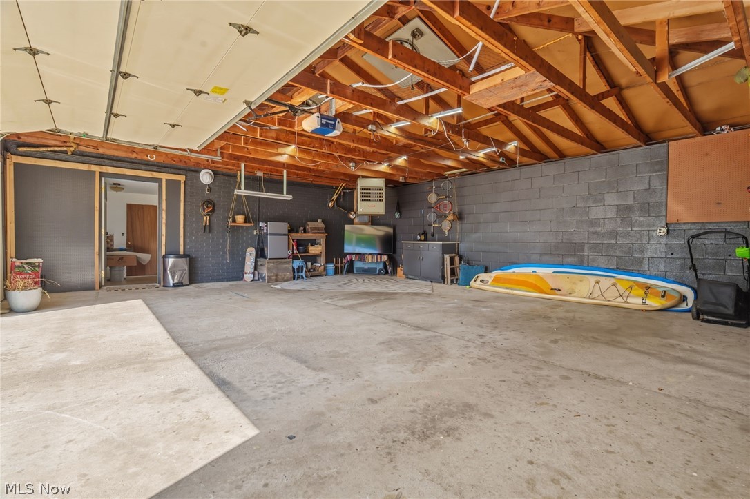 330 Tuscarawas Street NE Navarre OH 44662