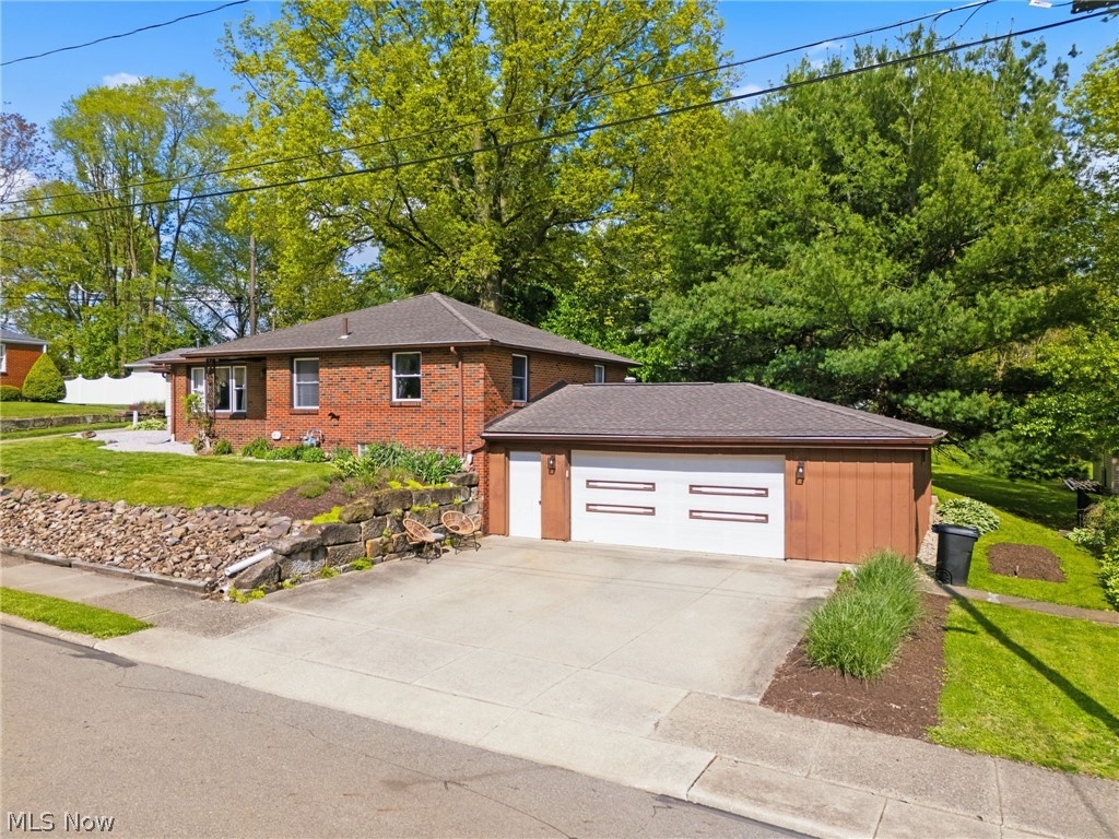 330 Tuscarawas Street NE Navarre OH 44662