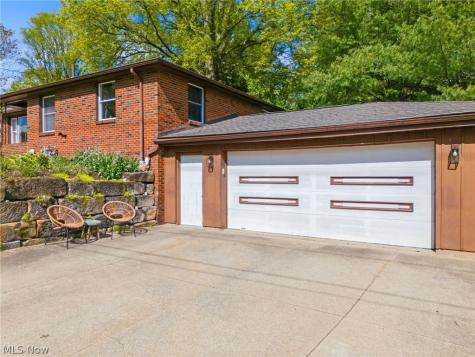 330 Tuscarawas Street NE Navarre OH 44662