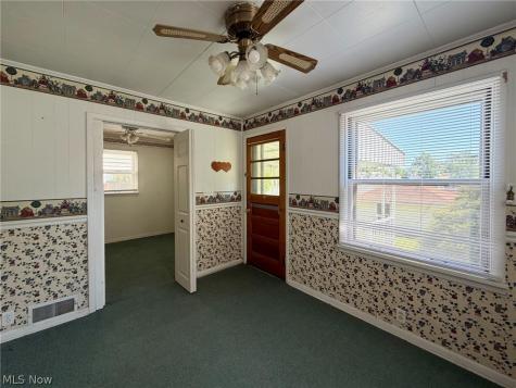 1652 Oregon Avenue Steubenville OH 43952