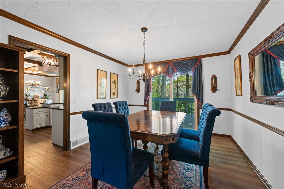 1697 Holdens Arbor Run Westlake OH 44145