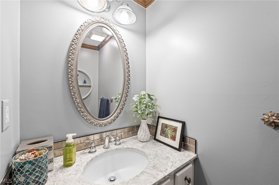 1697 Holdens Arbor Run Westlake OH 44145