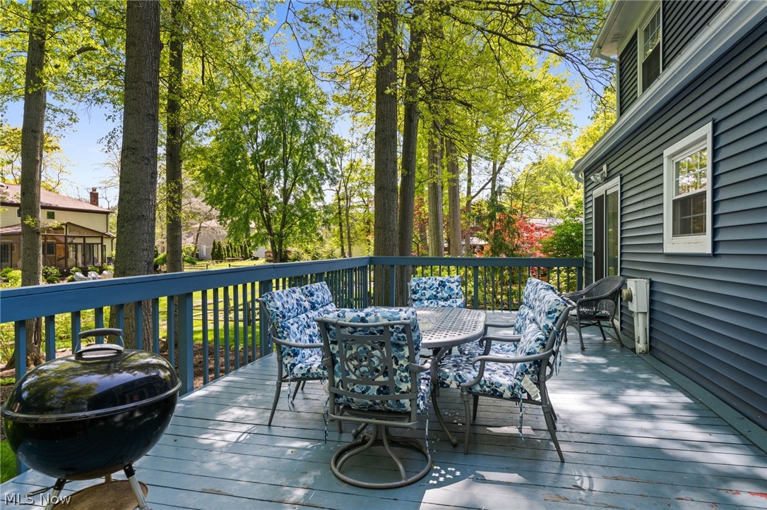 1697 Holdens Arbor Run Westlake OH 44145
