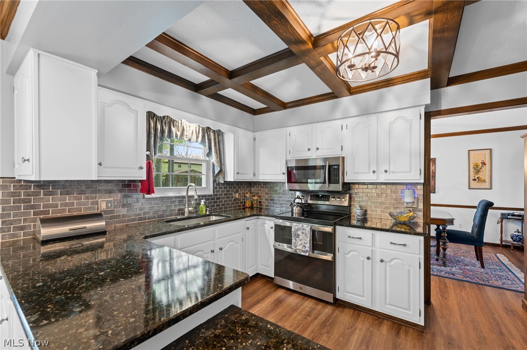 1697 Holdens Arbor Run Westlake OH 44145