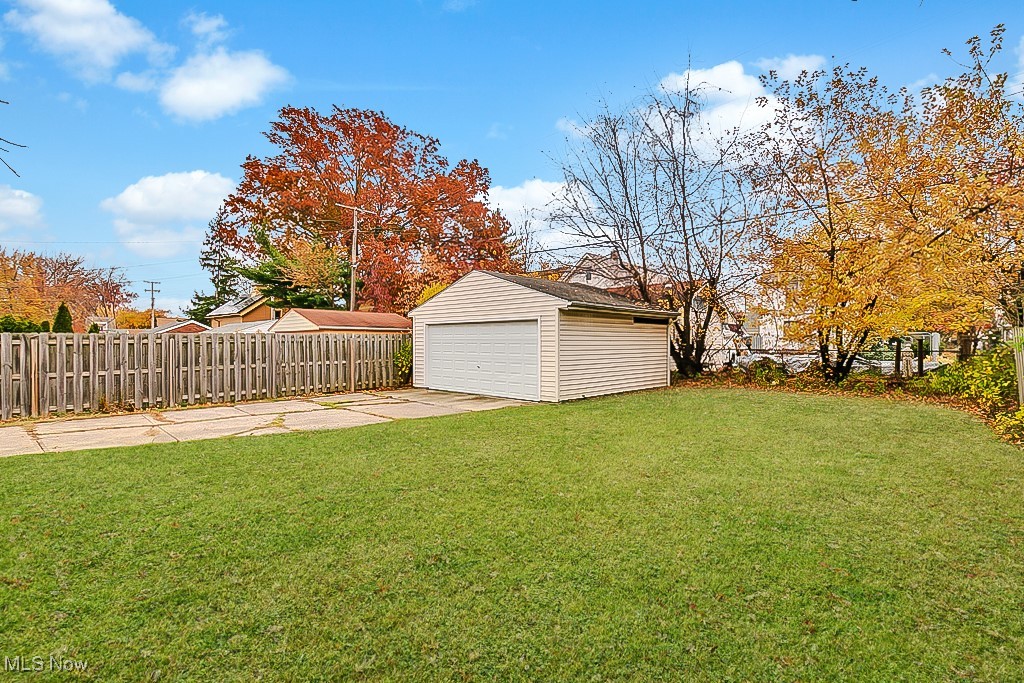 1589 Clarence Avenue Lakewood OH 44107