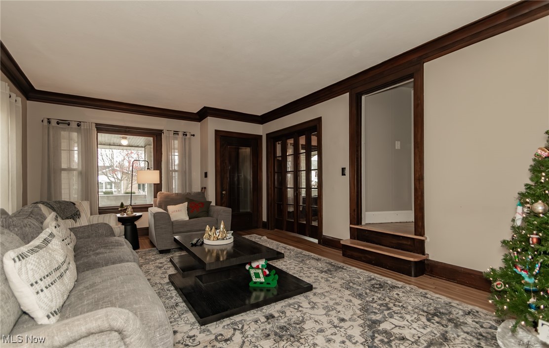 1589 Clarence Avenue Lakewood OH 44107