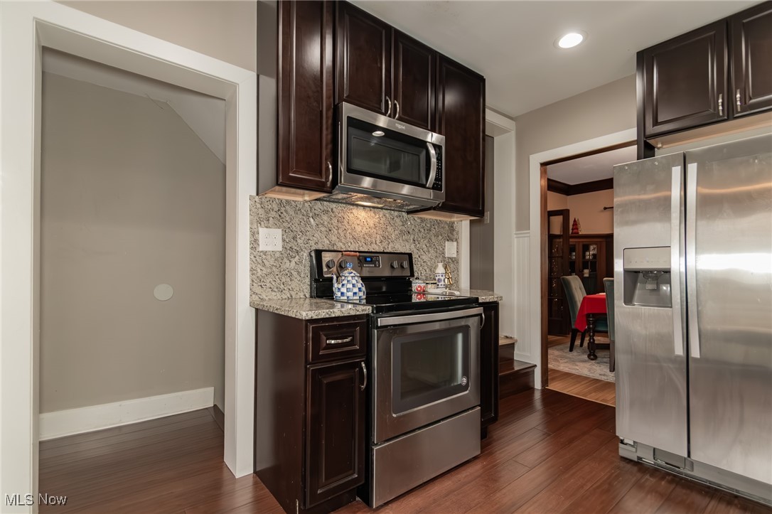 1589 Clarence Avenue Lakewood OH 44107