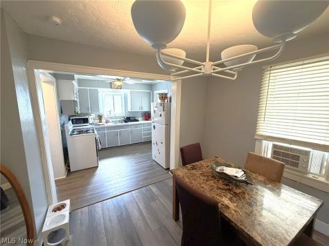 274 Bon Air Avenue Elyria OH 44035