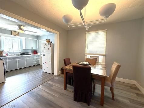 274 Bon Air Avenue Elyria OH 44035