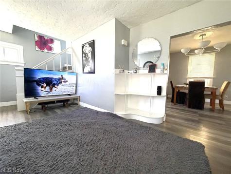 274 Bon Air Avenue Elyria OH 44035