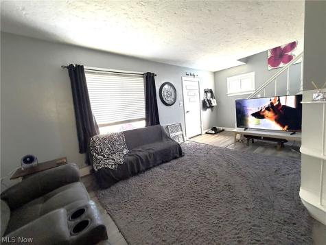 274 Bon Air Avenue Elyria OH 44035