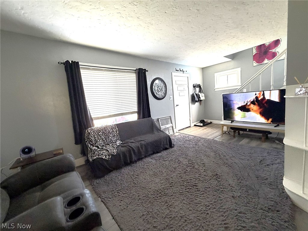 274 Bon Air Avenue Elyria OH 44035