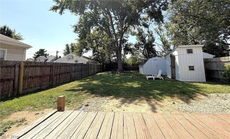 274 Bon Air Avenue Elyria OH 44035