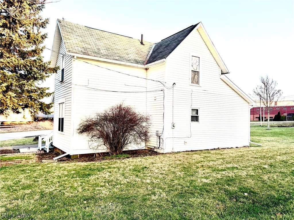 90 Oak Street Mansfield OH 44902