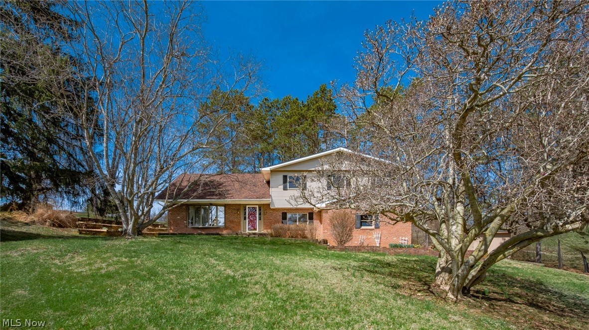 2695 Ash Meadows Boulevard Zanesville OH 43701