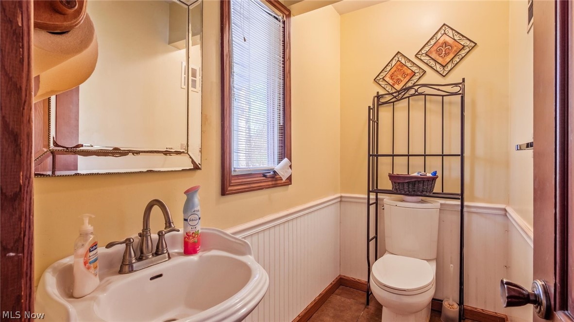 2695 Ash Meadows Boulevard Zanesville OH 43701