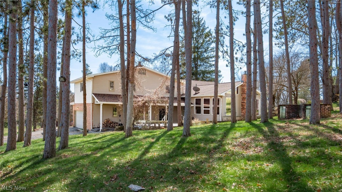 2695 Ash Meadows Boulevard Zanesville OH 43701