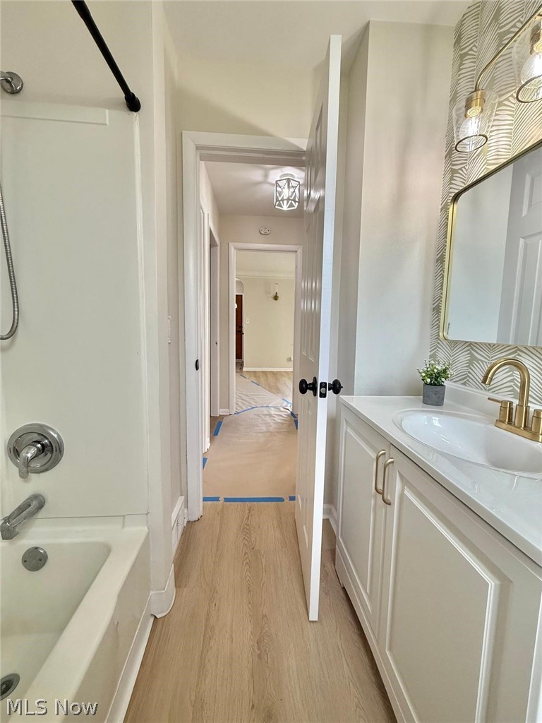 18213 Puritas Avenue Cleveland OH 44135
