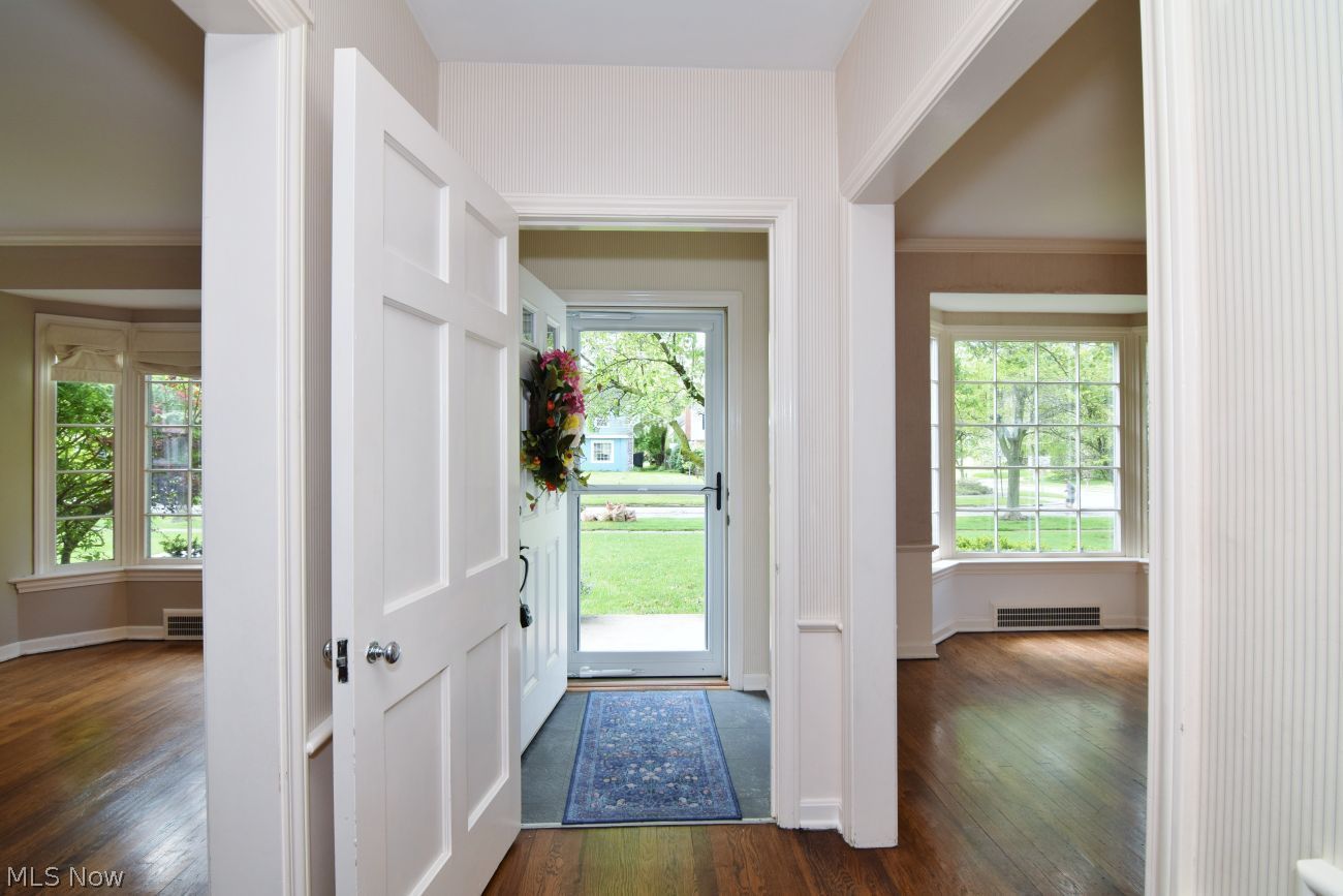 19407 Lomond Boulevard Shaker Heights OH 44122