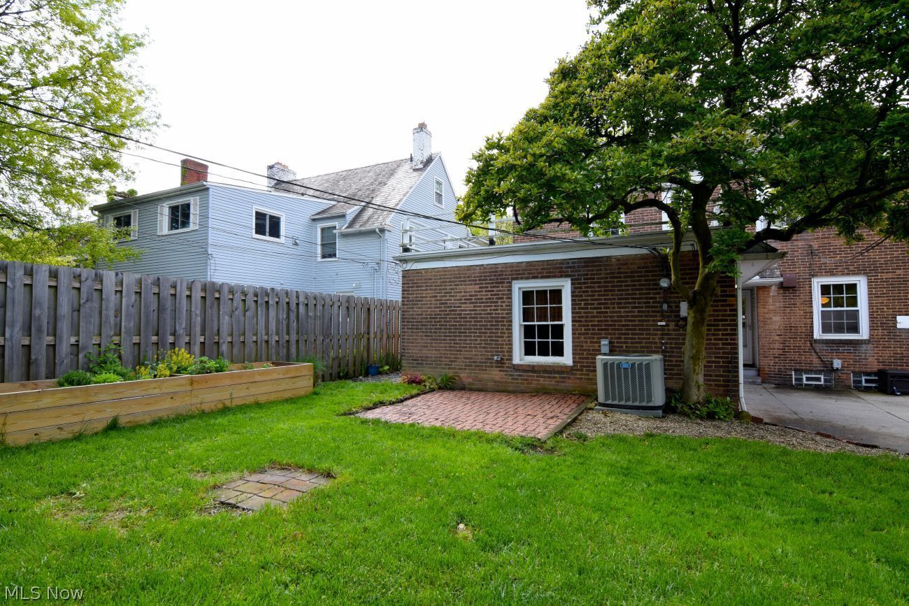 19407 Lomond Boulevard Shaker Heights OH 44122
