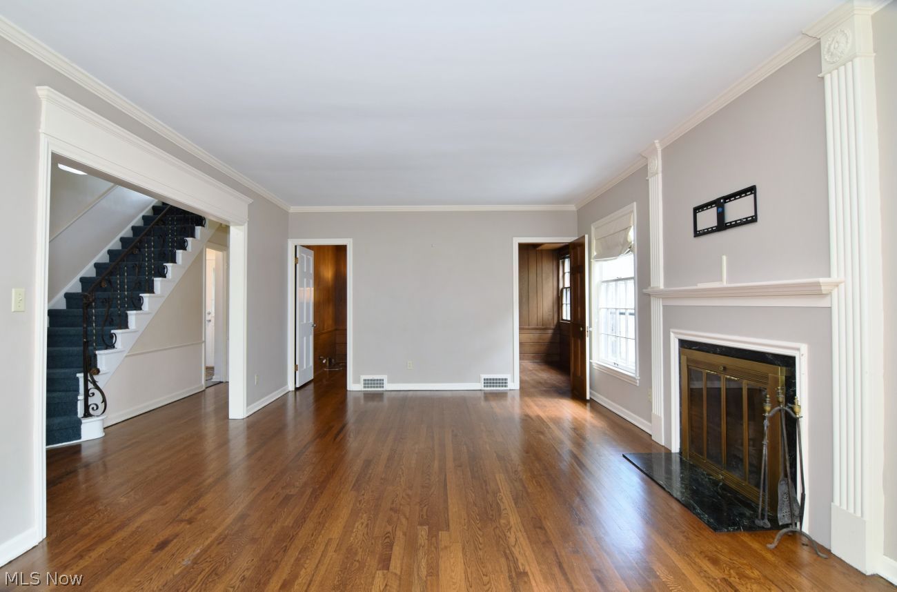 19407 Lomond Boulevard Shaker Heights OH 44122