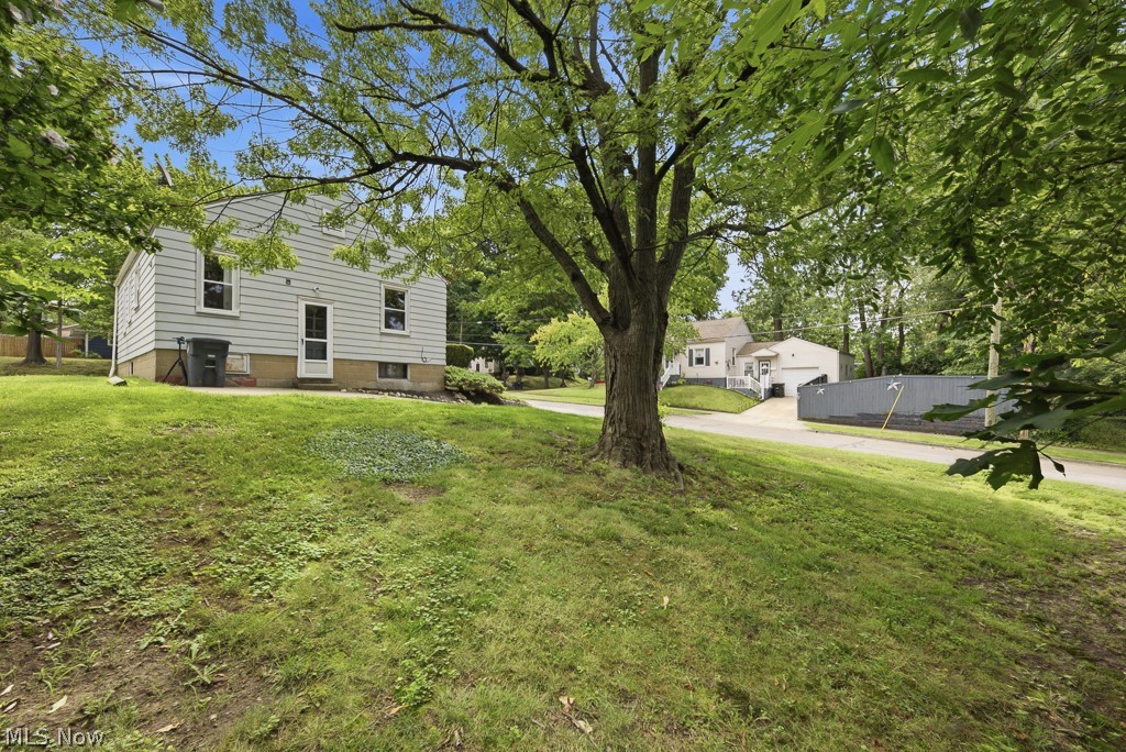838 Kickapoo Avenue Akron OH 44305