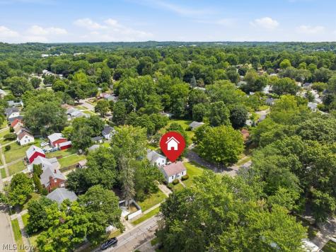 838 Kickapoo Avenue Akron OH 44305