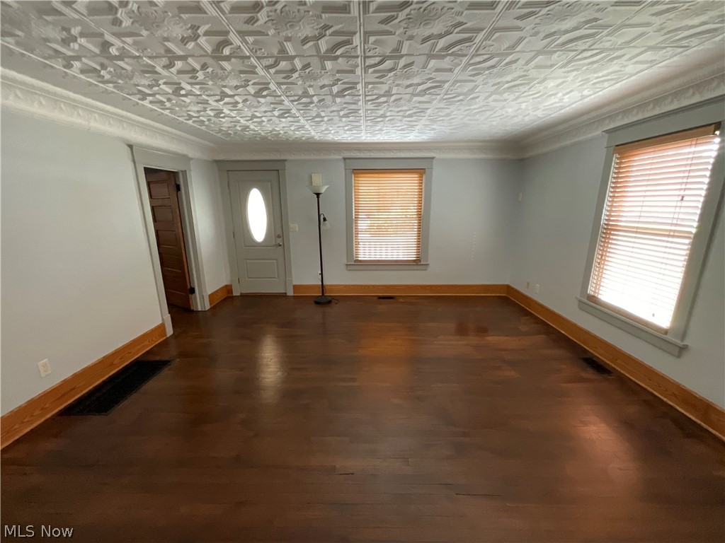 110 Bentley Street Hubbard OH 44425