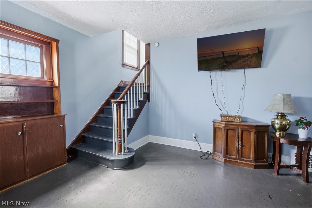 2221 9th Street NW Canton OH 44708