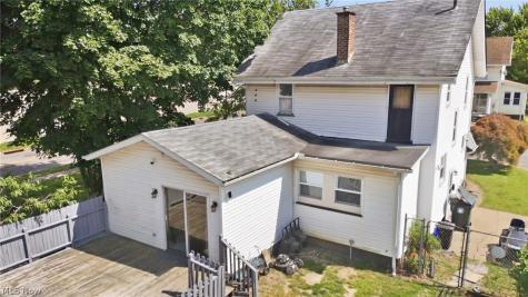 2221 9th Street NW Canton OH 44708