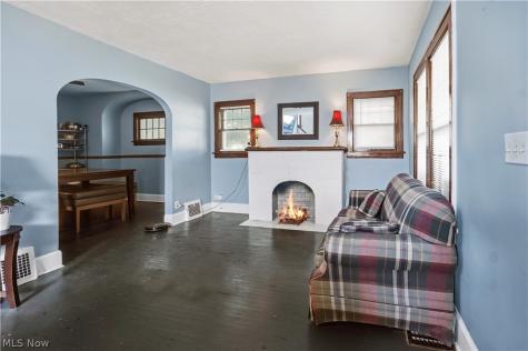 2221 9th Street NW Canton OH 44708