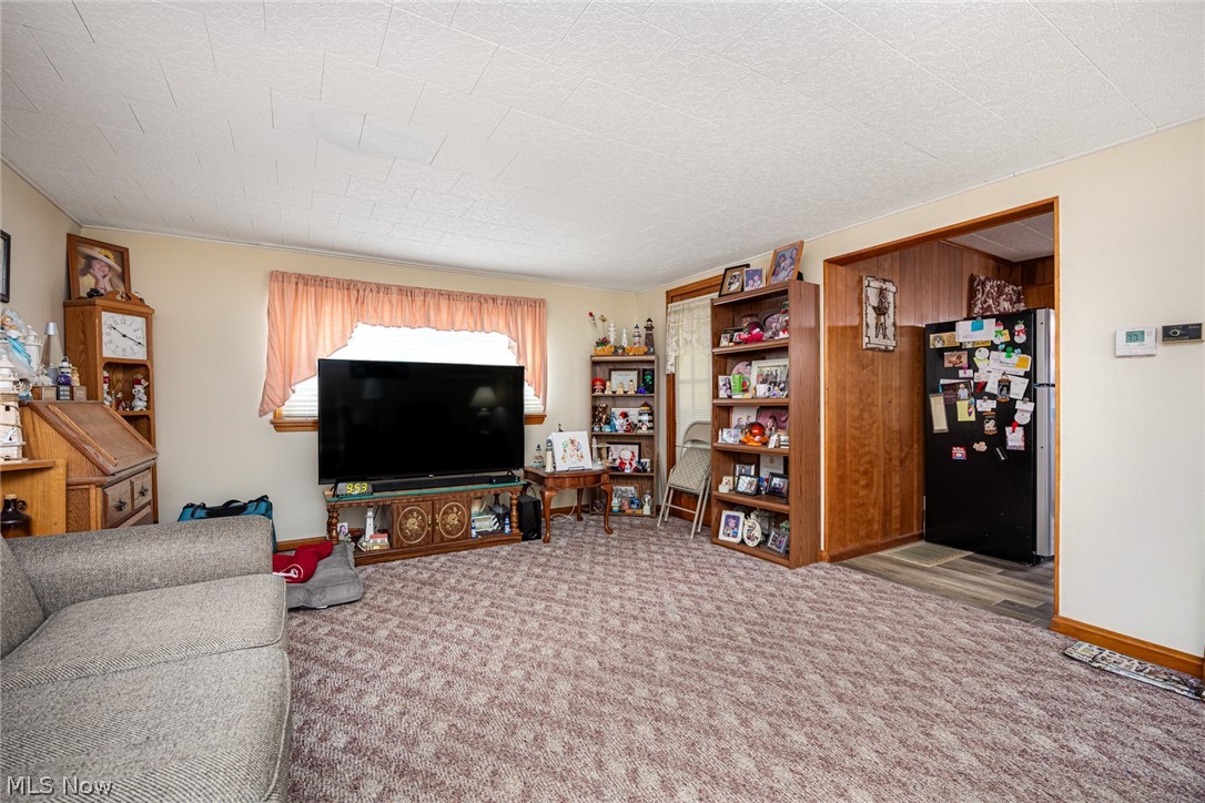716 Adams Street Conesville OH 43811