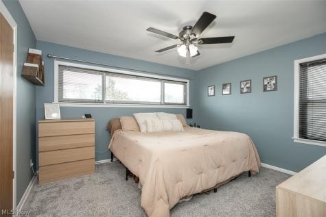 30404 Oakdale Road Willowick OH 44095