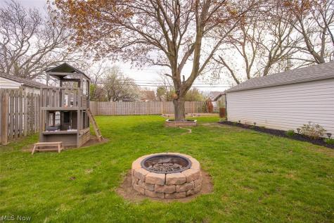 30404 Oakdale Road Willowick OH 44095