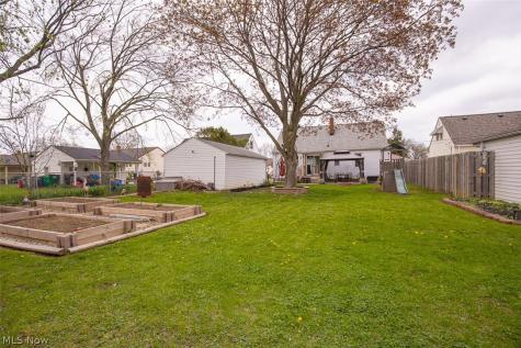 30404 Oakdale Road Willowick OH 44095