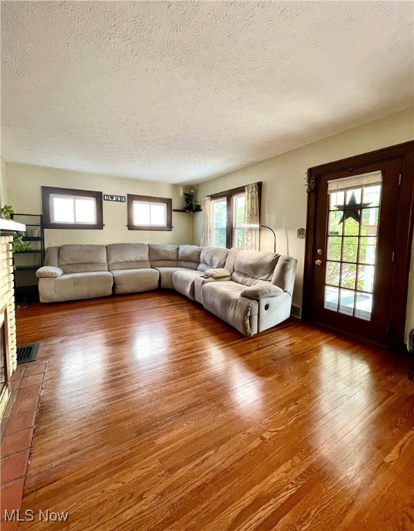 1922 Spring Road Cleveland OH 44109